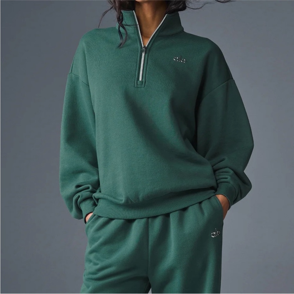 ALO Yoga Forest Green Half-Zip Sweatshirt